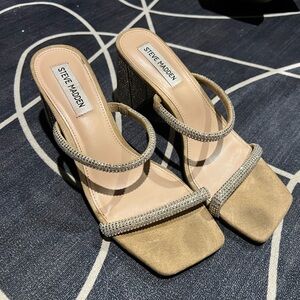 Steve Madden Sasha Sandal Heel with rhinestones, Tan, size 7.5